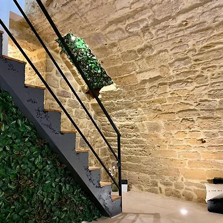 Le Troglochill Apartamento Belvès