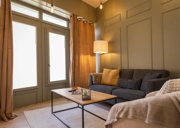 Le Troglochill דירה *